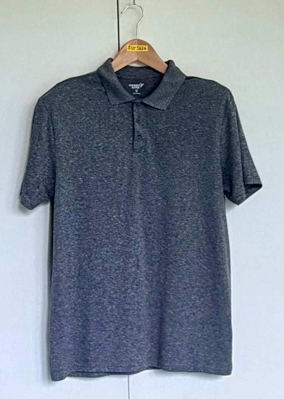 Old Navy Active Core Go-Dry Heathered Polo Shirt
Men’s Medium